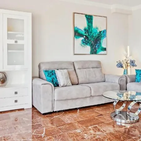 וילה Gorgeous View & Sauna, Golf