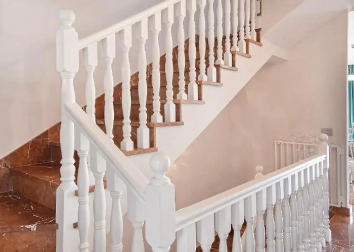 Gorgeous View & Sauna, Golf Vila