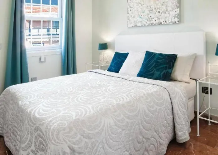 Gorgeous View & Sauna, Golf Βίλα