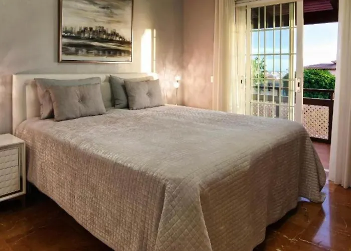 Gorgeous View & Sauna, Golf