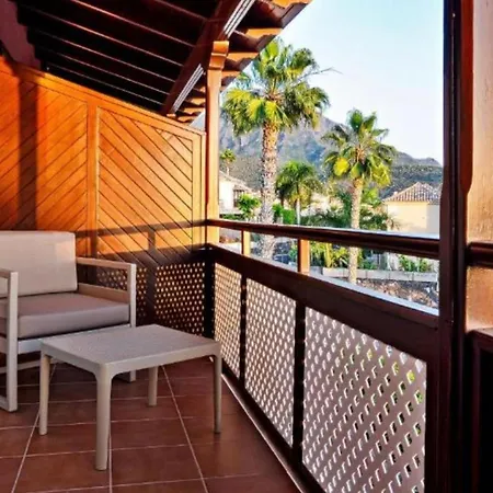 Gorgeous View & Sauna, Golf